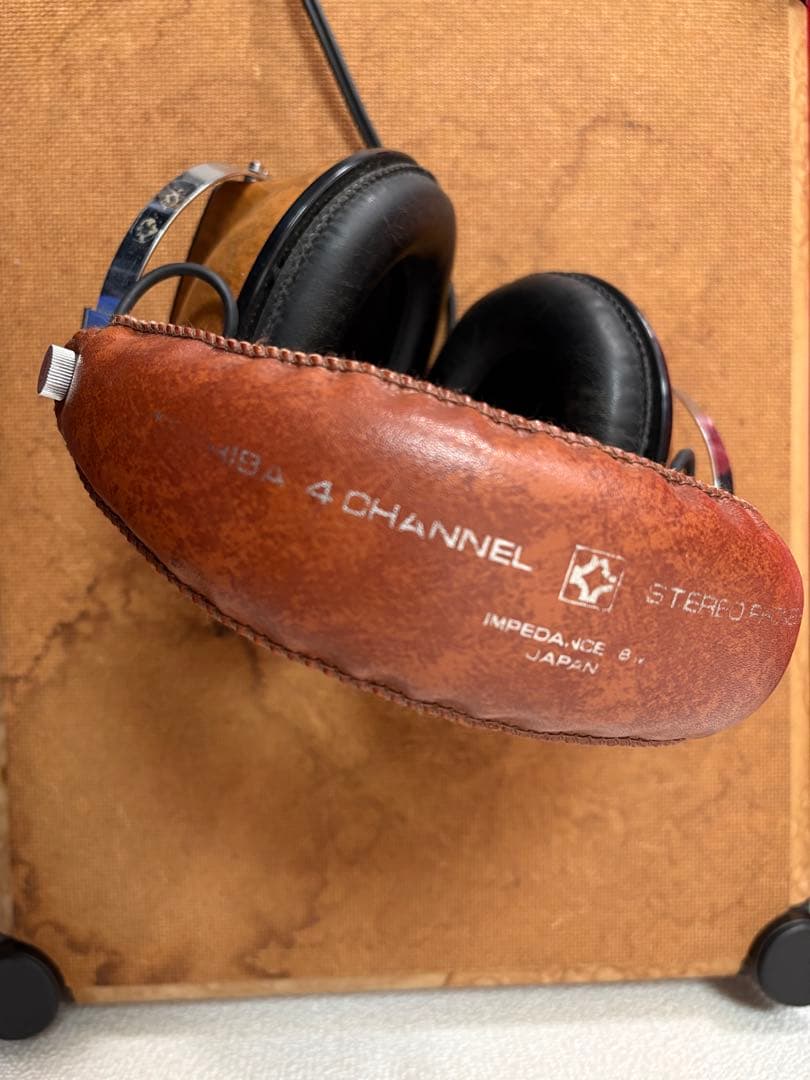 東芝 Aurex 4チャンネルステレオヘッドホンHR-40