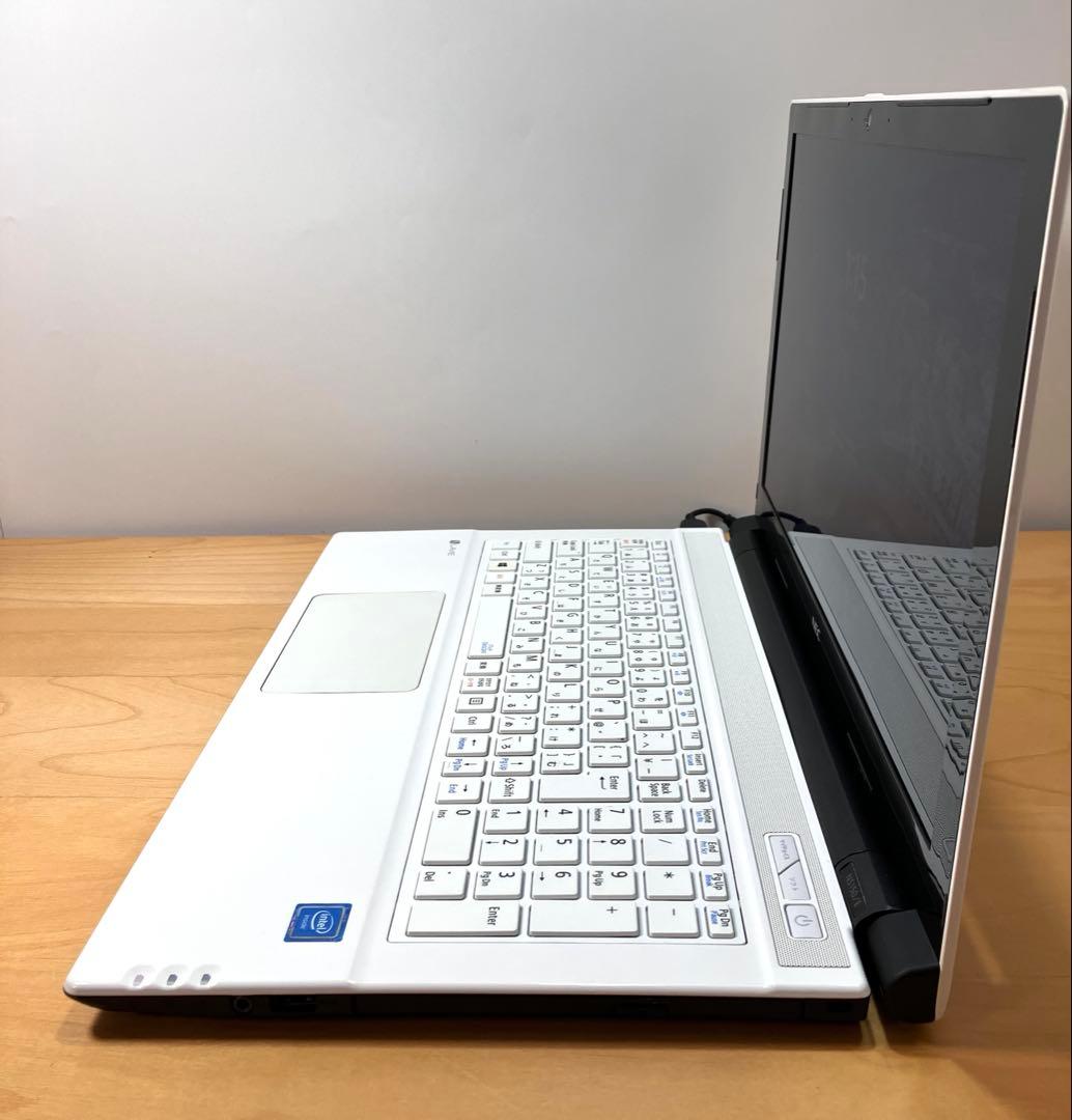 ノートパソコン 高性能　SSD128/メモリ8/カメラ/オフィス付