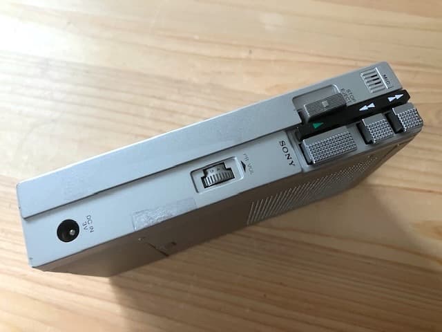 超希少品 整備済完全動作品 SONY TCM-100 プレスマン シルバー