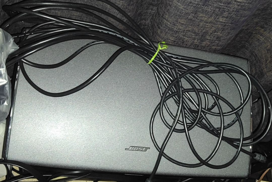 Bose　LIFESTYLE　235　スピーカーテーブルスタンド付属