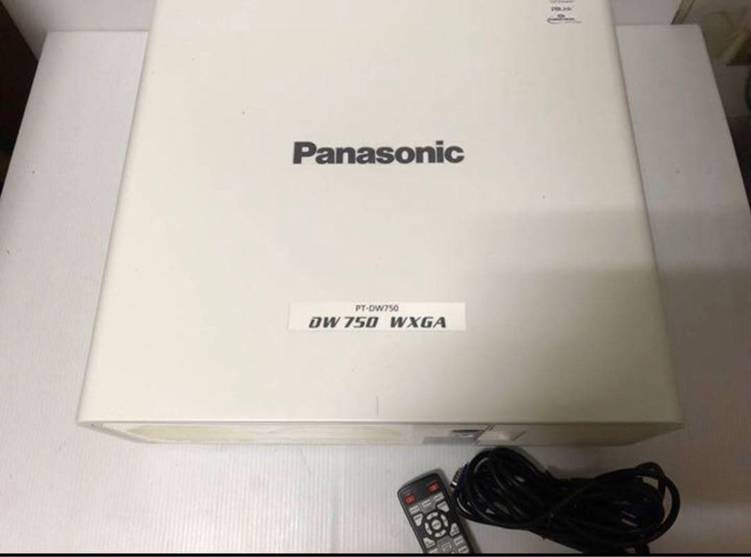 Panasonic PT-DW750JW 7000ルーメン ランプ新品 日本製