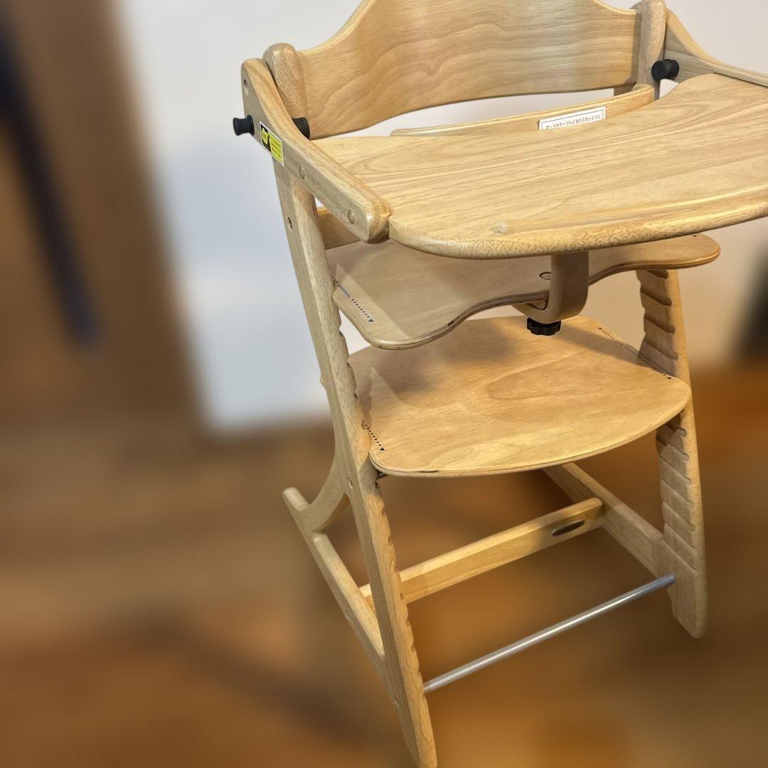 【美品・匿名配送】大和屋 すくすくチェアスリムプラス テーブル•ガード付属