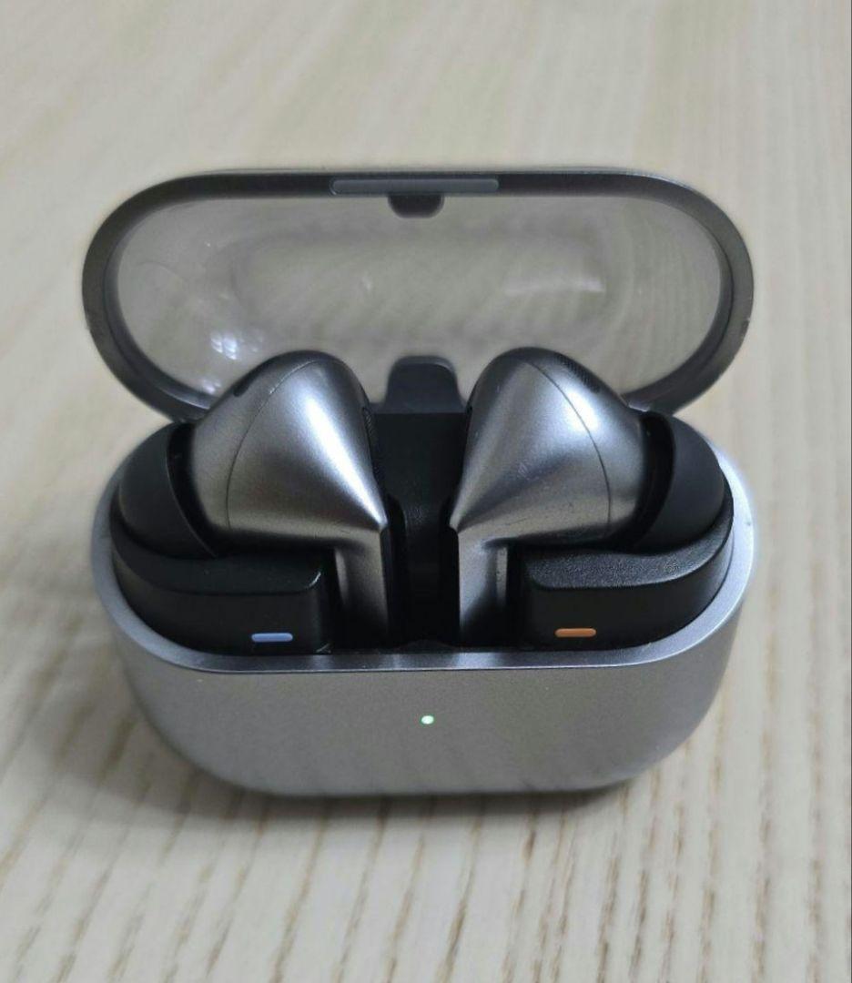 さ*ら様 国内正規品 Galaxy Buds 3 Pro + Case