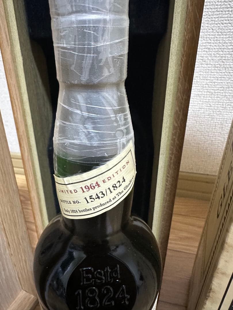 ウイスキー THE GLENLIVET CELLAR COLLECTION 1964