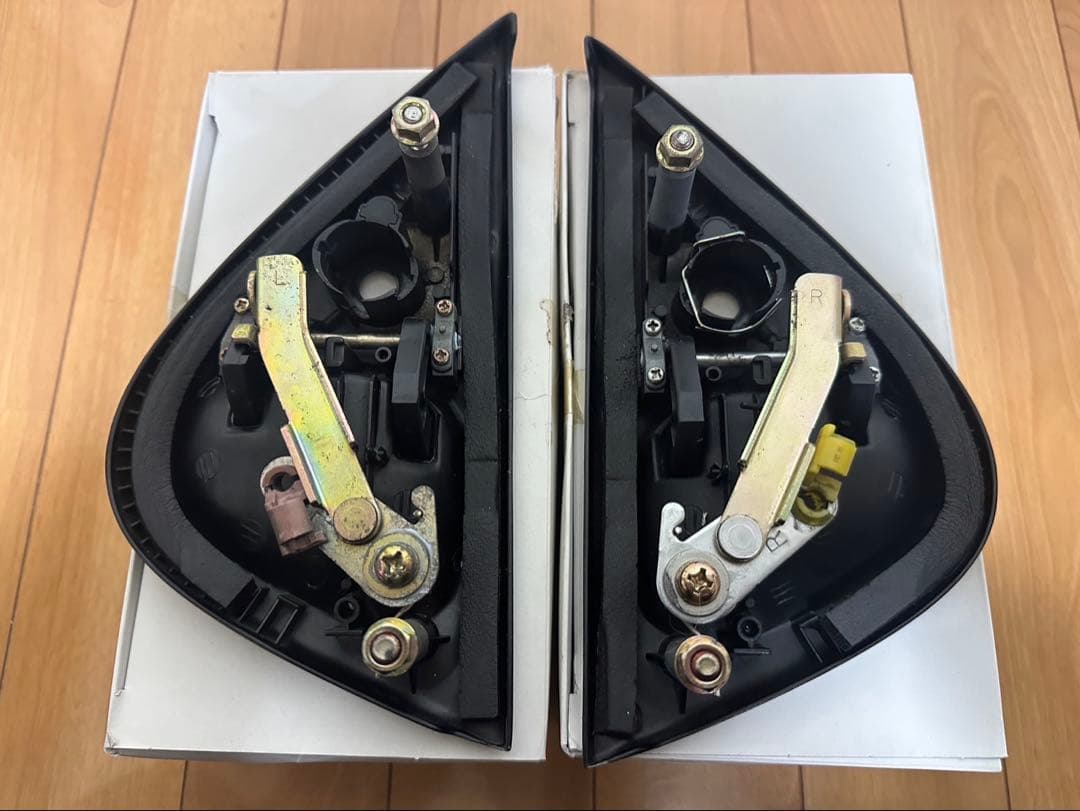 ［中古］マツダ　RX-7 FD3S 純正アウタードアハンドル　ドアノブ