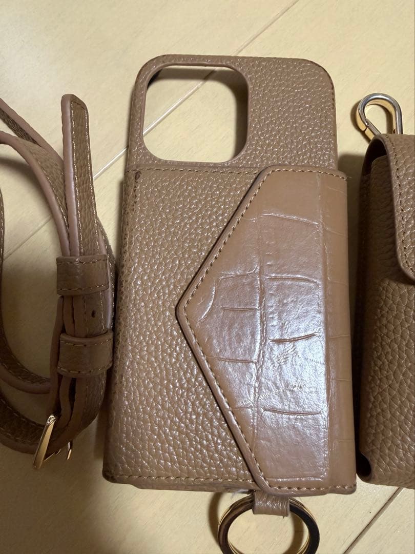 鈴木亜美　大野詩織　しいちゃん　iPhone13proケース