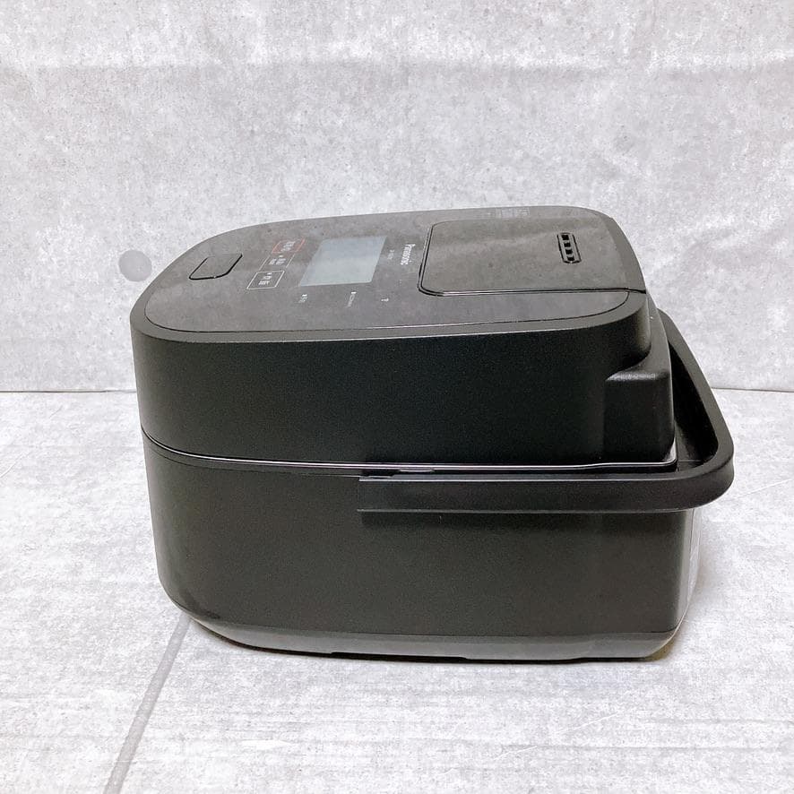 【極美品】Panasonic 可変圧力IH 炊飯器 SR-VSX101-K