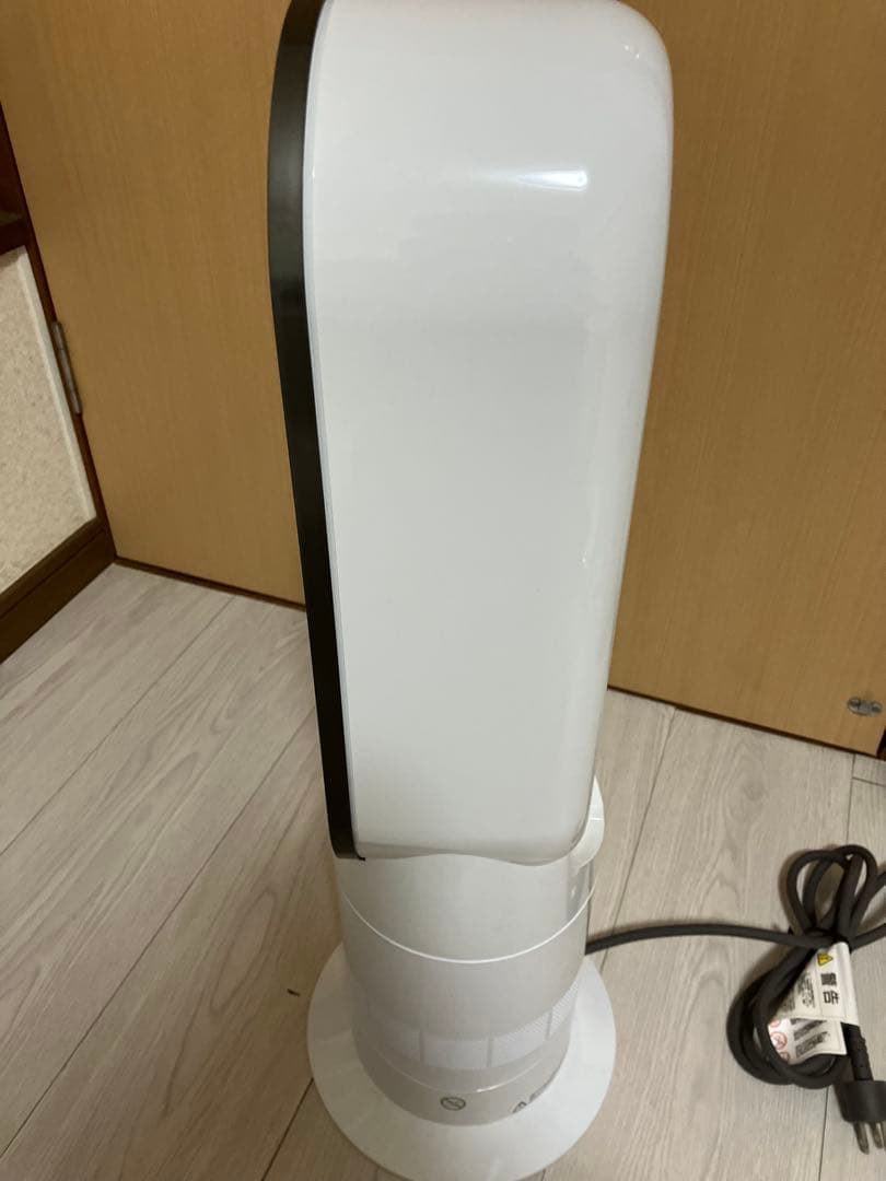2023年製 Dyson HOT+CooL AM09 セラミックファンヒーター