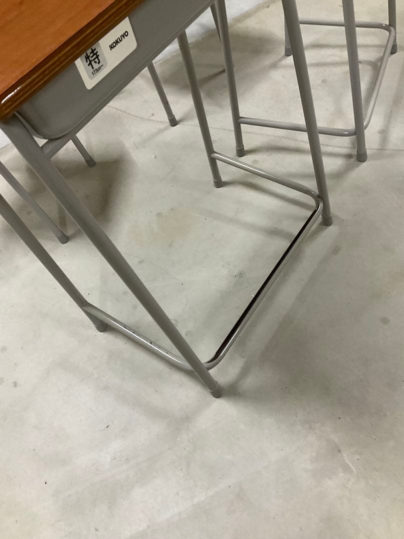 最終のご案内⭐️美品⭐️ 学習机 学校の机と椅子　2セット