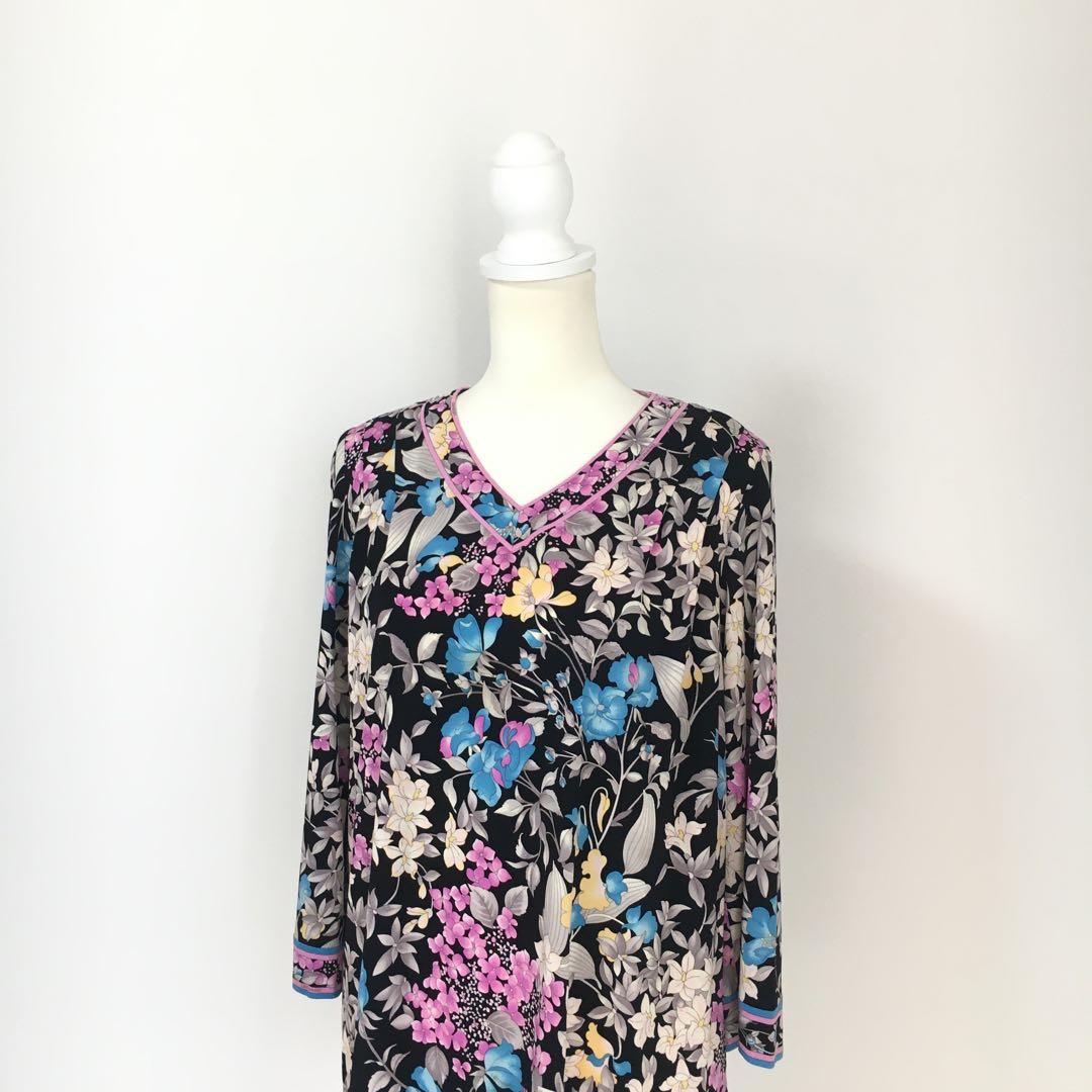 近年美品　LEONARD レオナール　カンカン　ストレッチ　チュニック　42