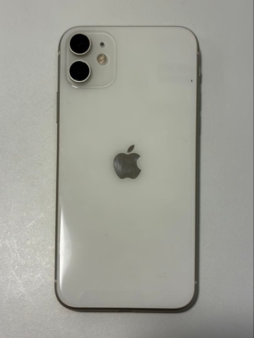 Apple iPhone 11 ホワイト 本体 SIMフリー