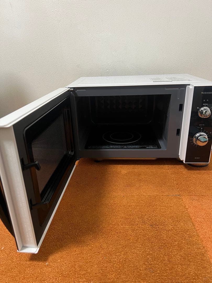 美品 TOSHIBA 2022年製 電子レンジ ER-WM17(W)