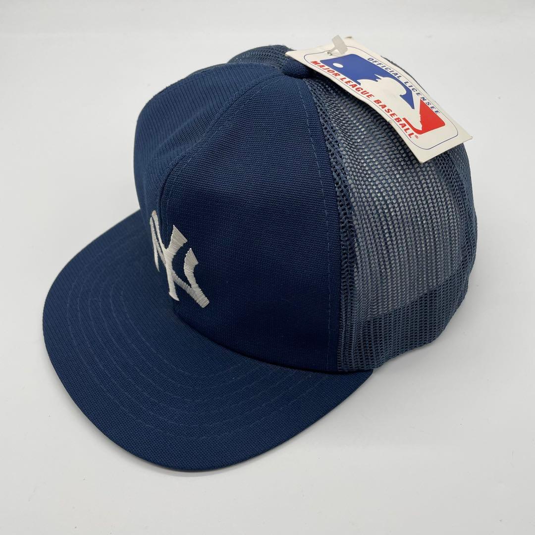 【超希少】80s ヤンキース メッシュキャップ AJD つば裏緑 デッドストック