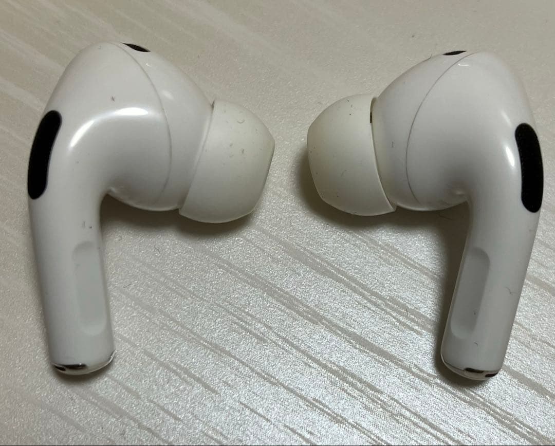 【中古】AirPods Pro 2（刻印あり）
