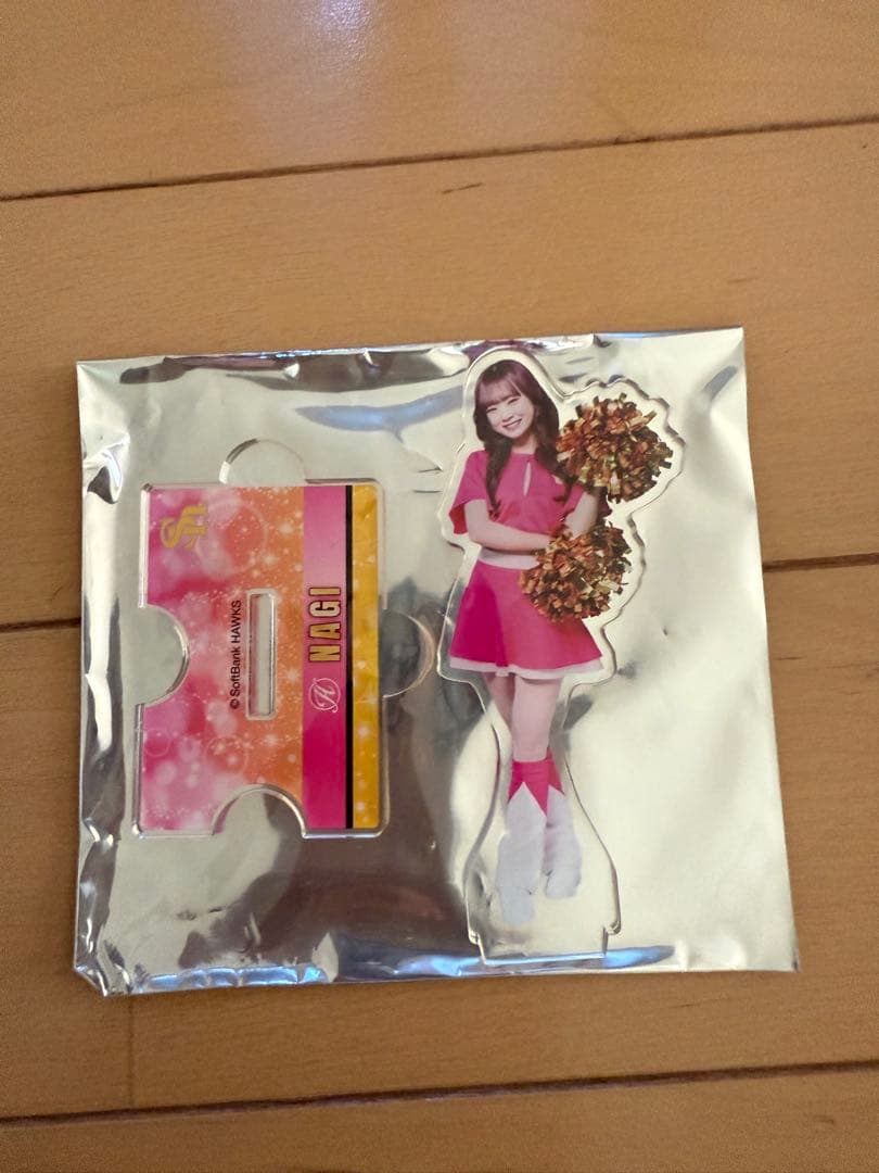 若鷹ガチャ ハニーズ NAGI アクリルスタンド