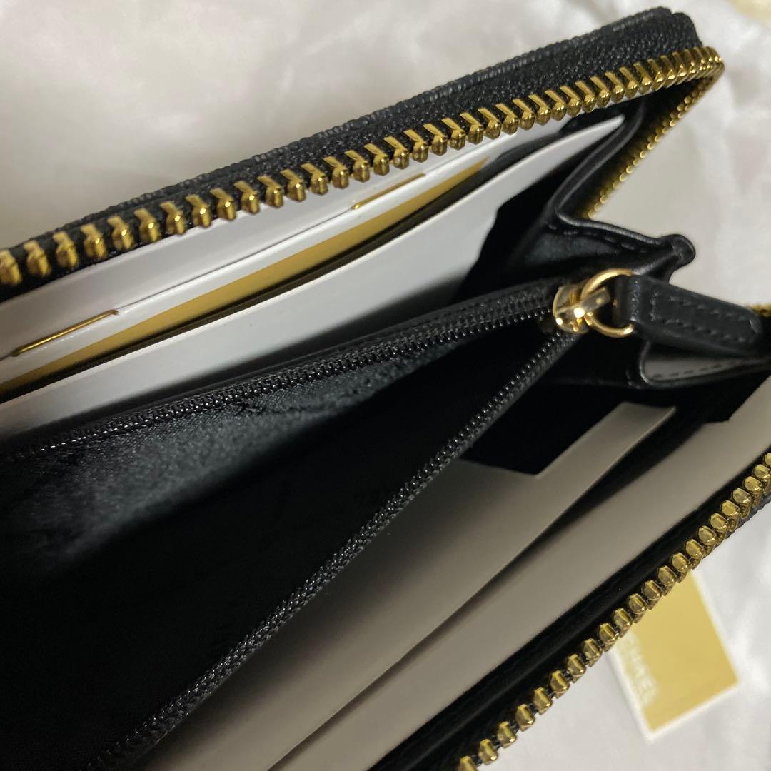 【年内限定】マイケルコース　財布　新品