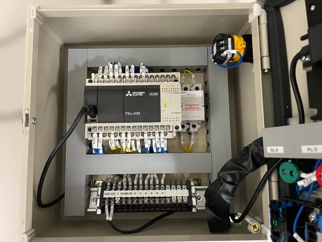 価格交渉歓迎！製作完了！ 電気工事業者用シーケンサー・タッチパネル 学習制御盤