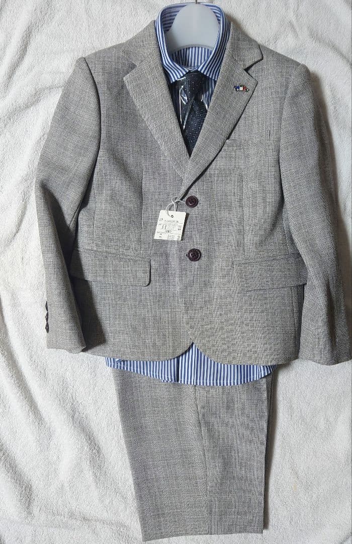 新品未使用　プティマイン フォーマル　スーツ　男の子　120 結婚式　入学式
