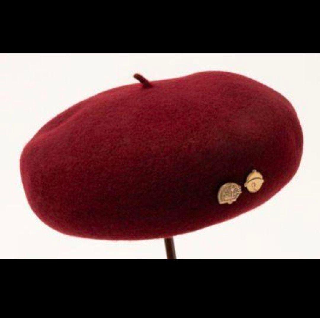 レア　ベレー帽　CA4LA ドラえもん　えんじ　藤子ミュージアム限定