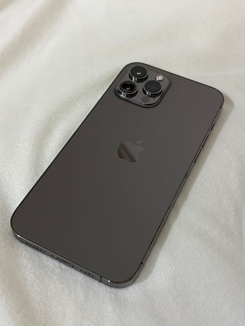 iPhone 12ProMax グラファイト 256GB 本体 （カメラ割れ）