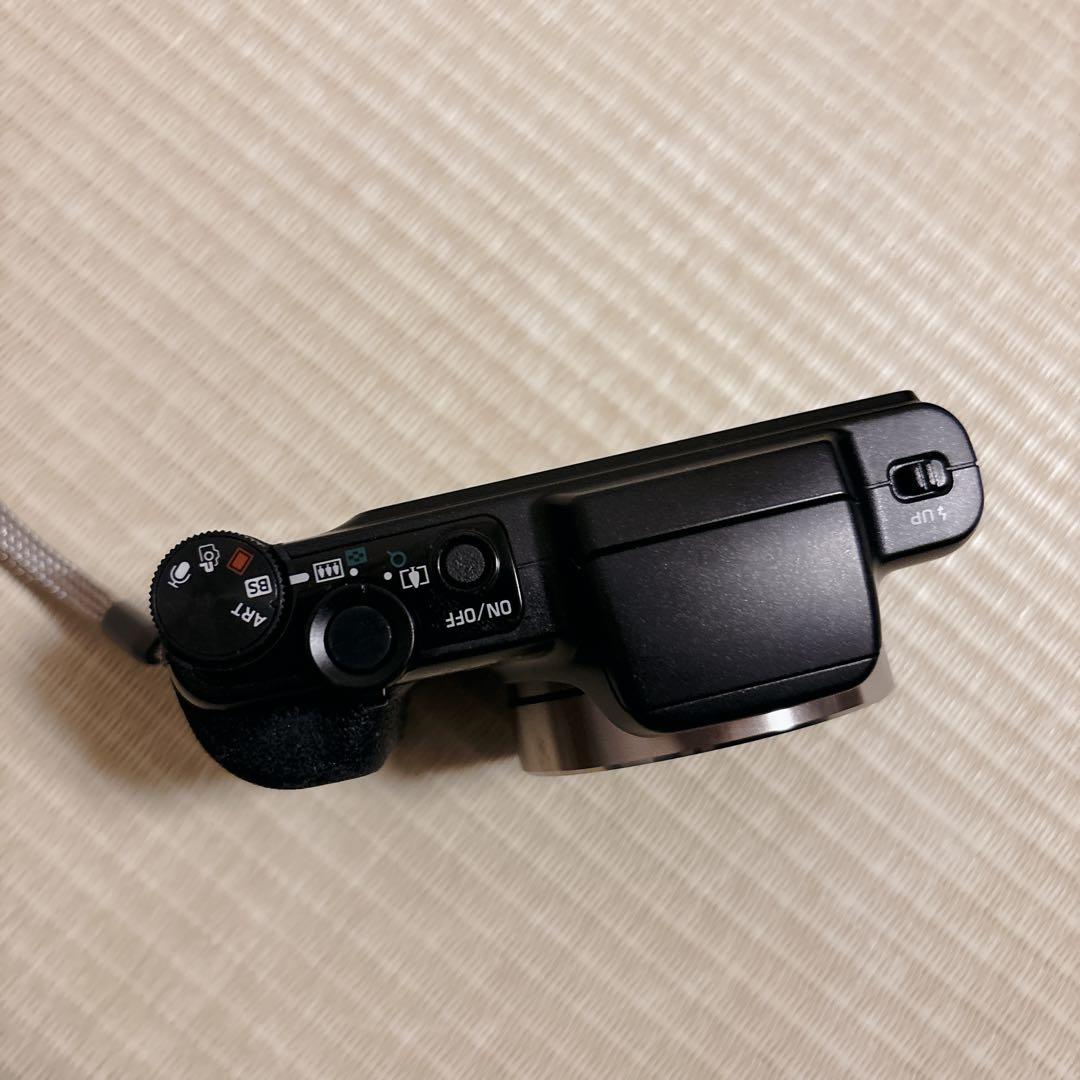 【極美品】 CASIO EXILIM EX-H60 デジカメ　カシオ