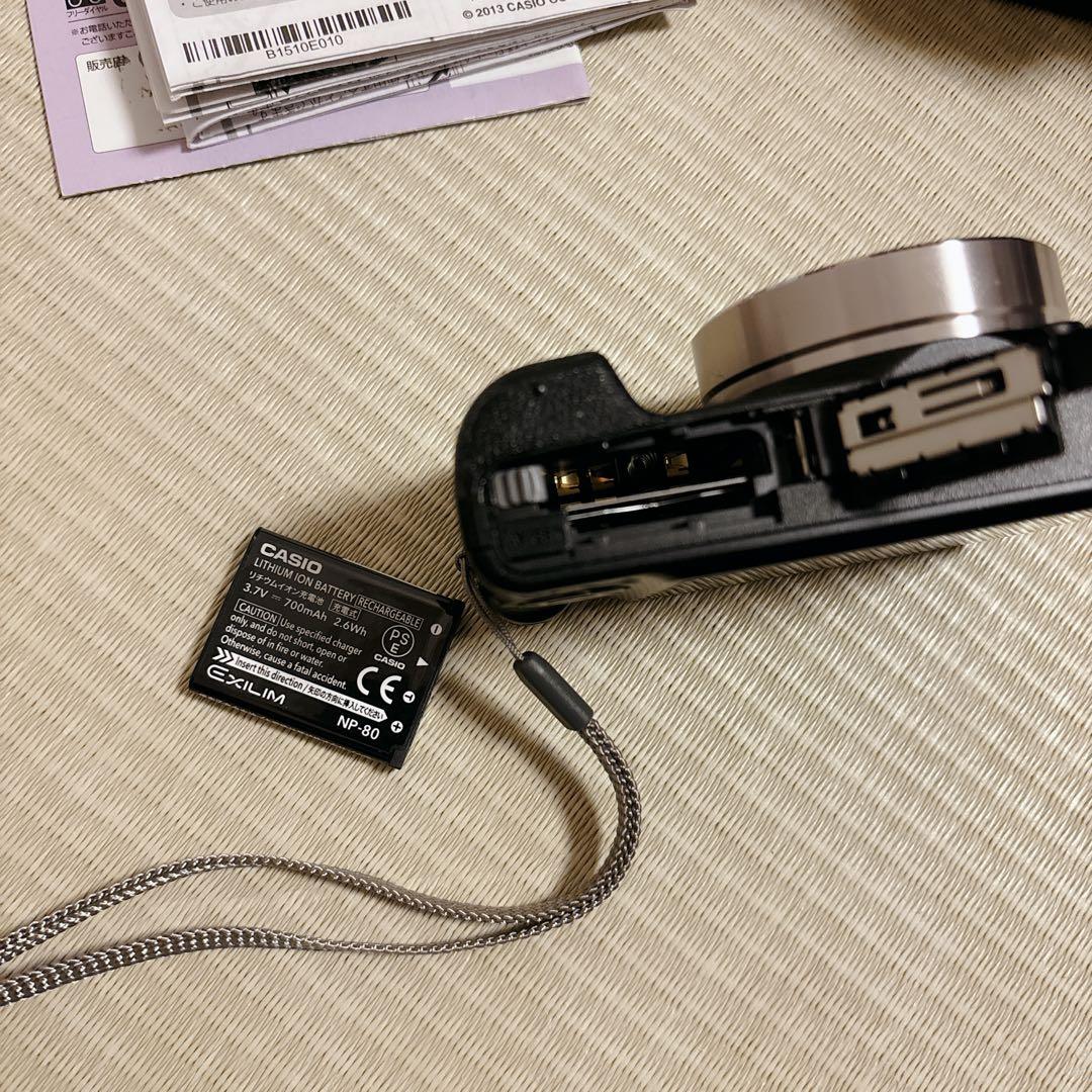 【極美品】 CASIO EXILIM EX-H60 デジカメ　カシオ