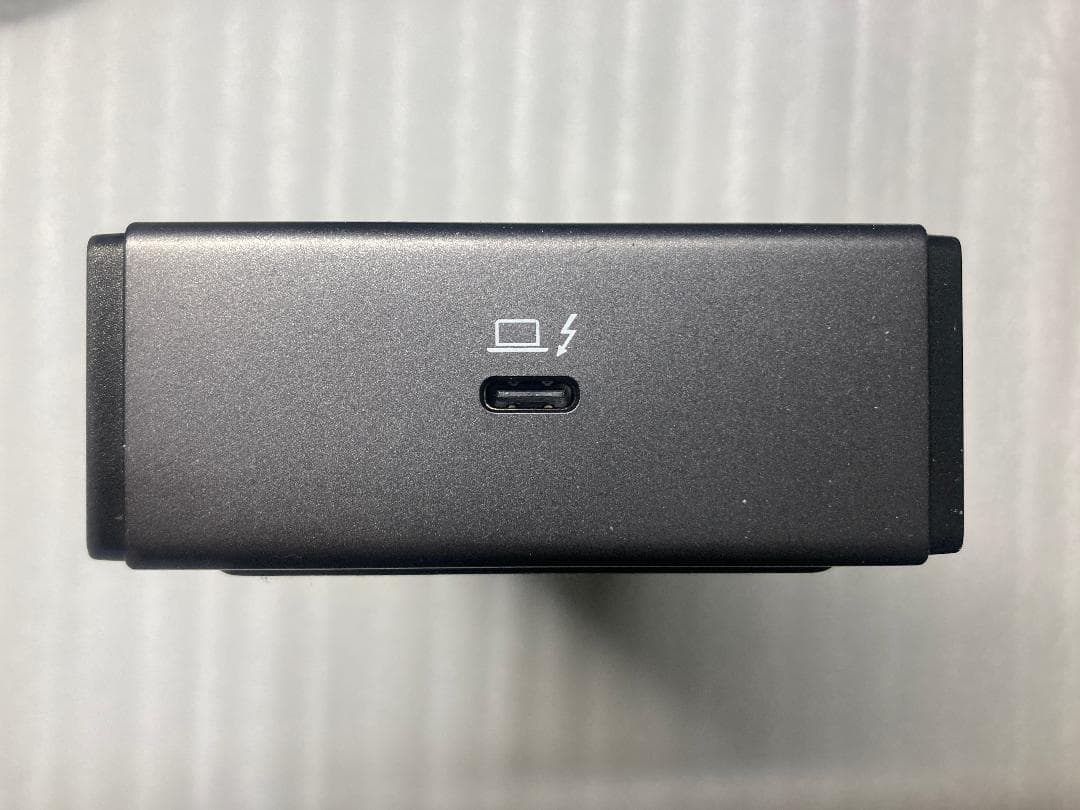 Anker 778 Thunderbolt 4 ドッキングステーション