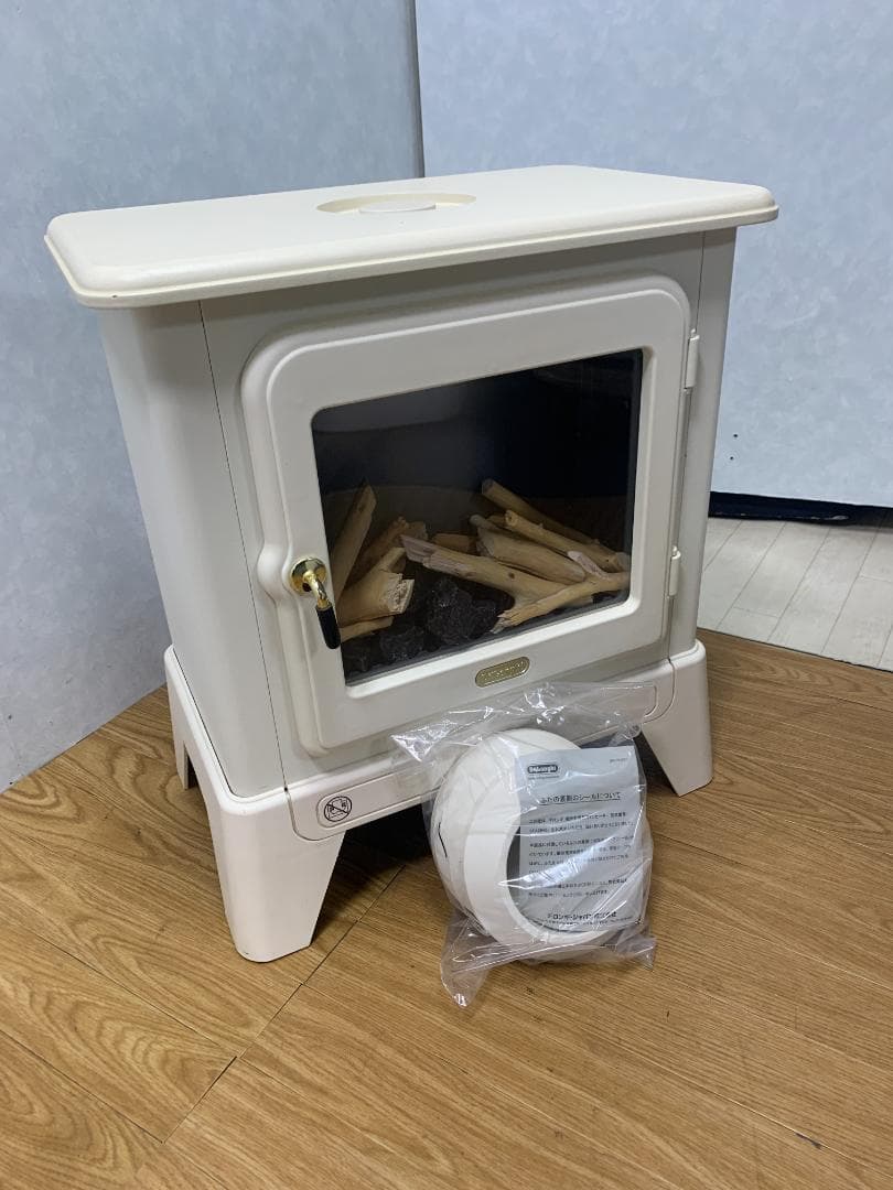K☆288 デロンギ 暖炉型電気ファンヒーター SFA2040J