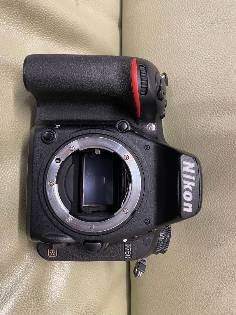 Nikon D750 デジタル一眼レフカメラ 本体とレンズ3本付