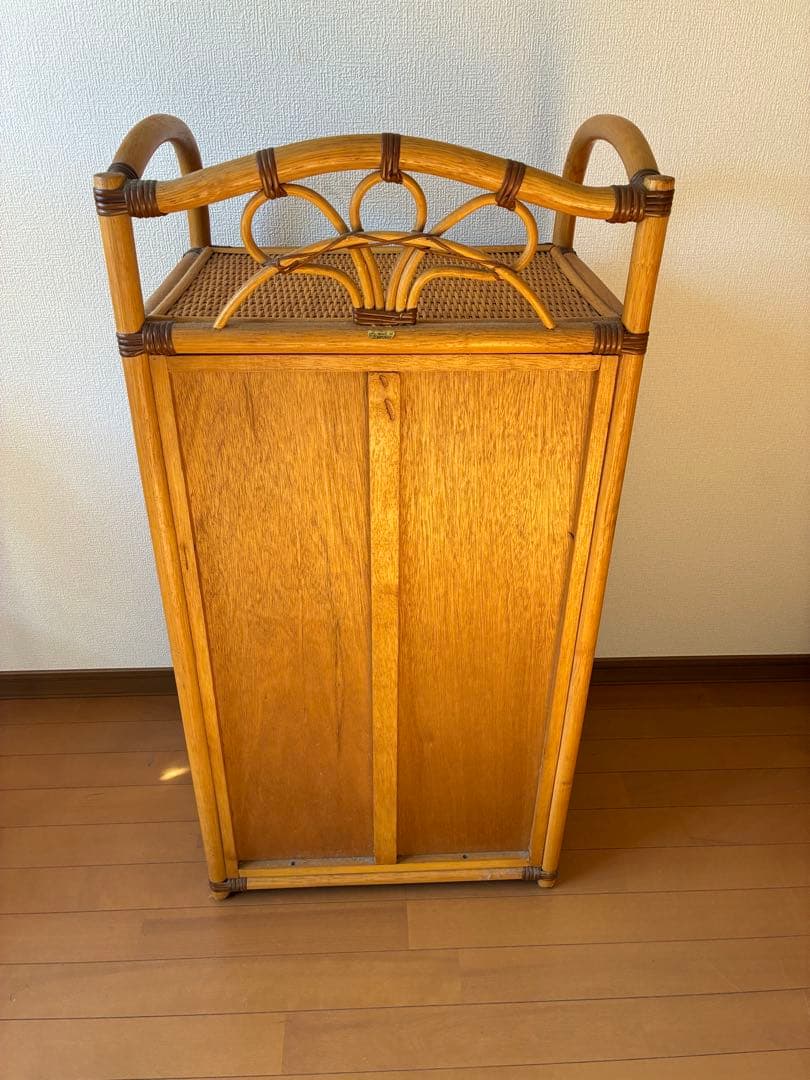 ラタン製 4段チェスト ハンドル付き