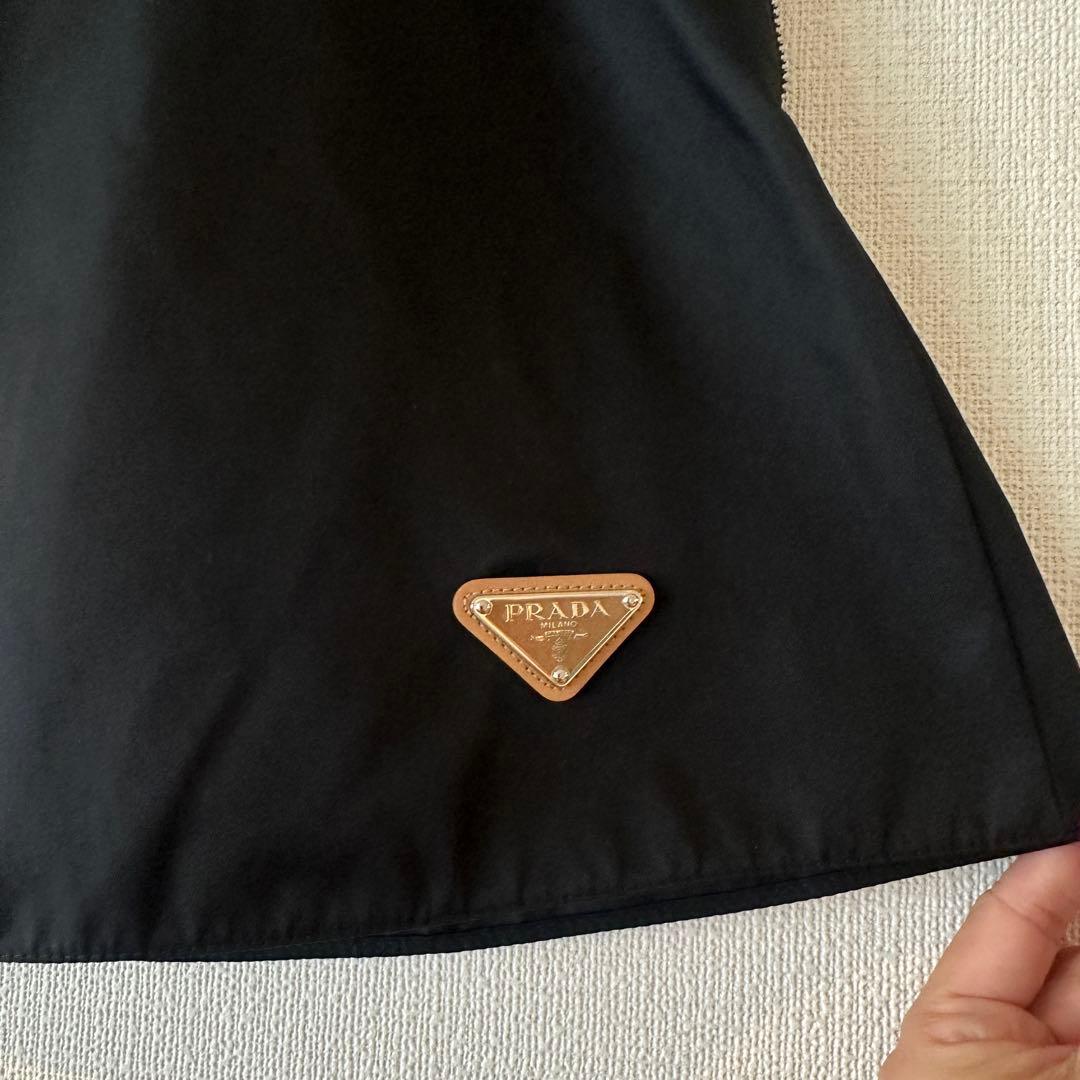 美品プラダレザーパイピングナイロンミニスカート黒36