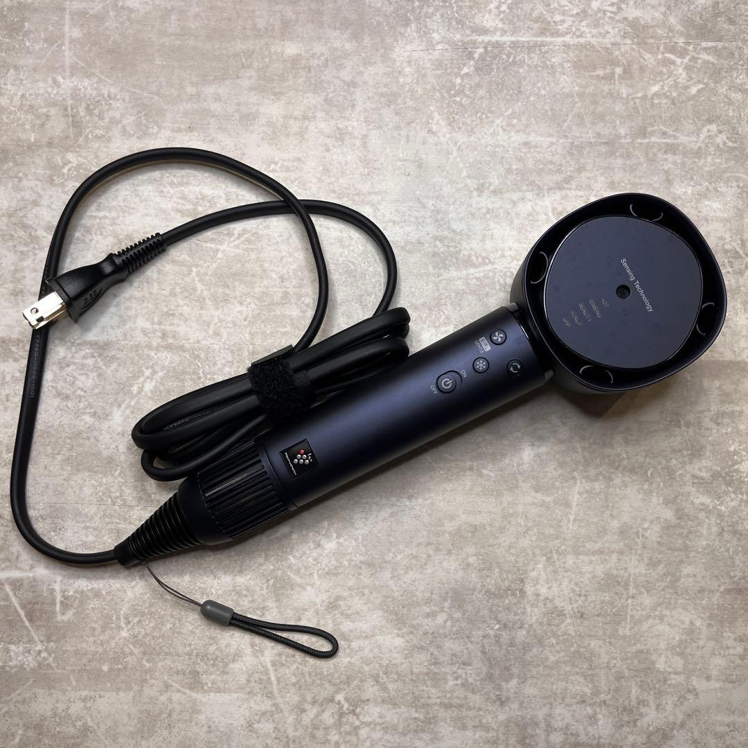 【美品】シャープ プラズマクラスター ドレープフロー ドライヤー ブラック 人気