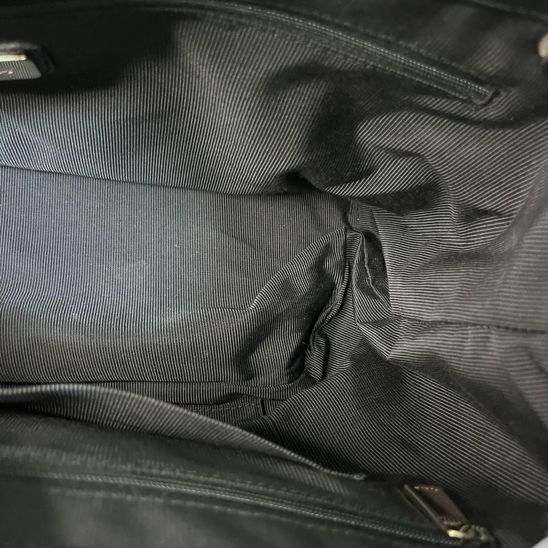 t31【美品】フルラ ビジネス トート バッグ A4サイズ ショルダー 入手困難