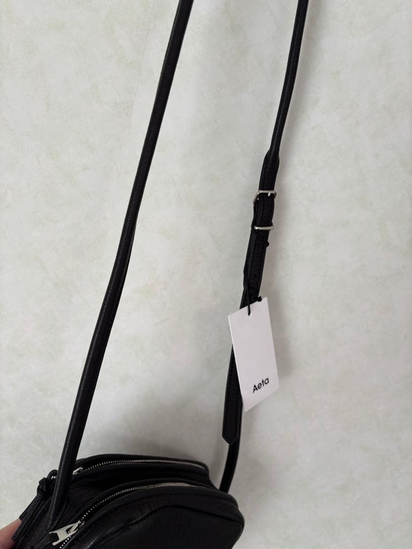 aeta DA108 スクエアショルダーバッグ
