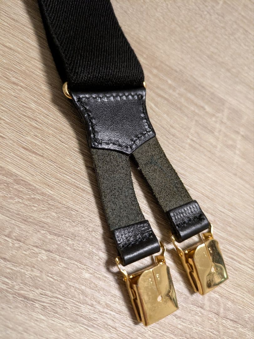 CHANEL ロゴ入りサスペンダー ブラック