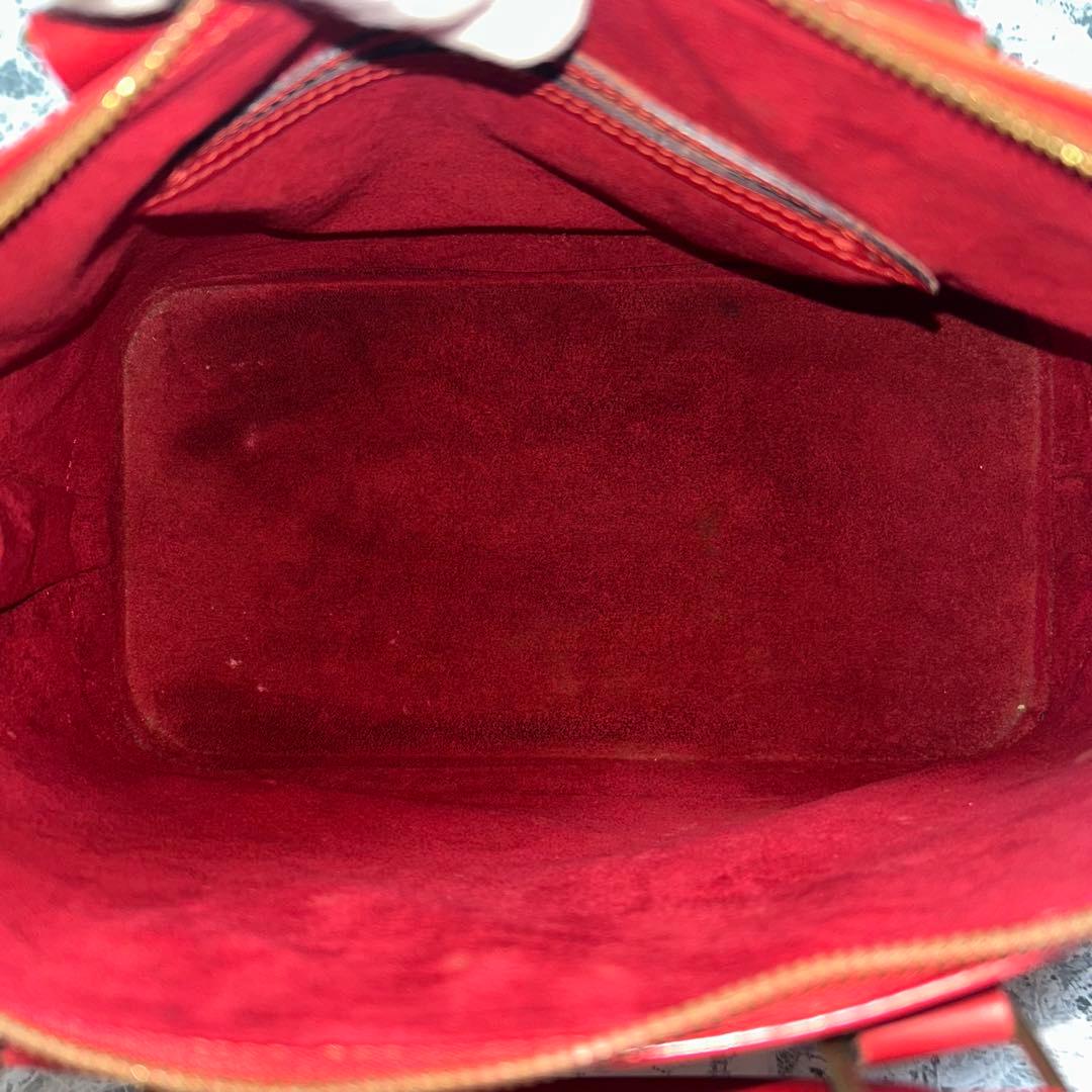 ルイ・ヴィトン Louis Vuitton アルマ ハンドバッグ エピ レッド