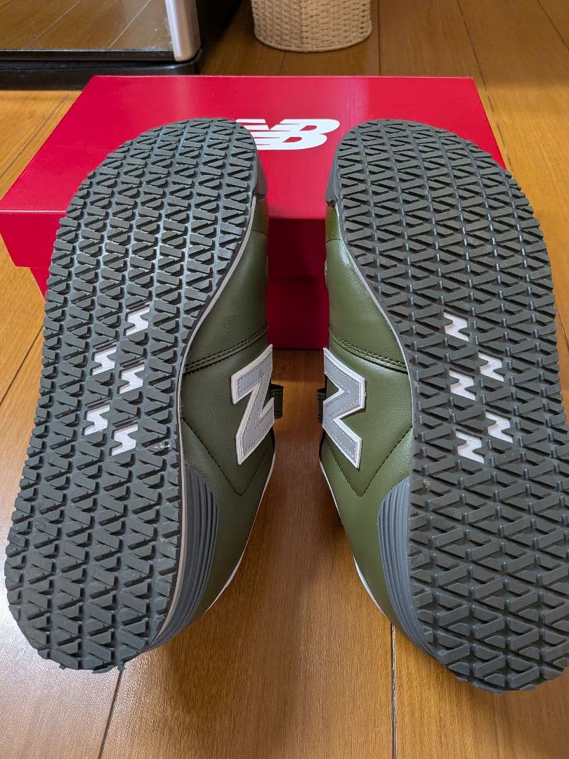 売約済み。New Balance　安全靴　 オリーブ ベルクロスニーカー