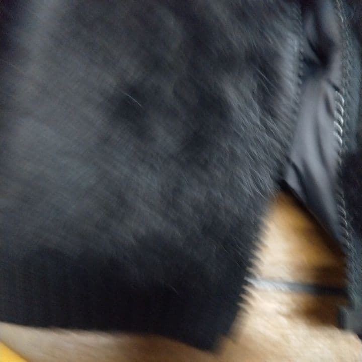 リバーシブル黒ダウン&毛皮ラビット M-Lサイズ最終価格