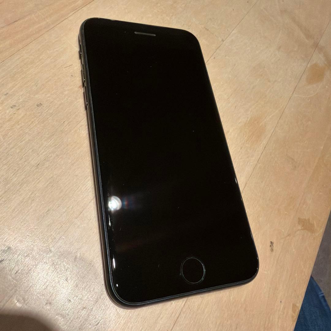 iphone SE 第3世代　ミッドナイト　美品
