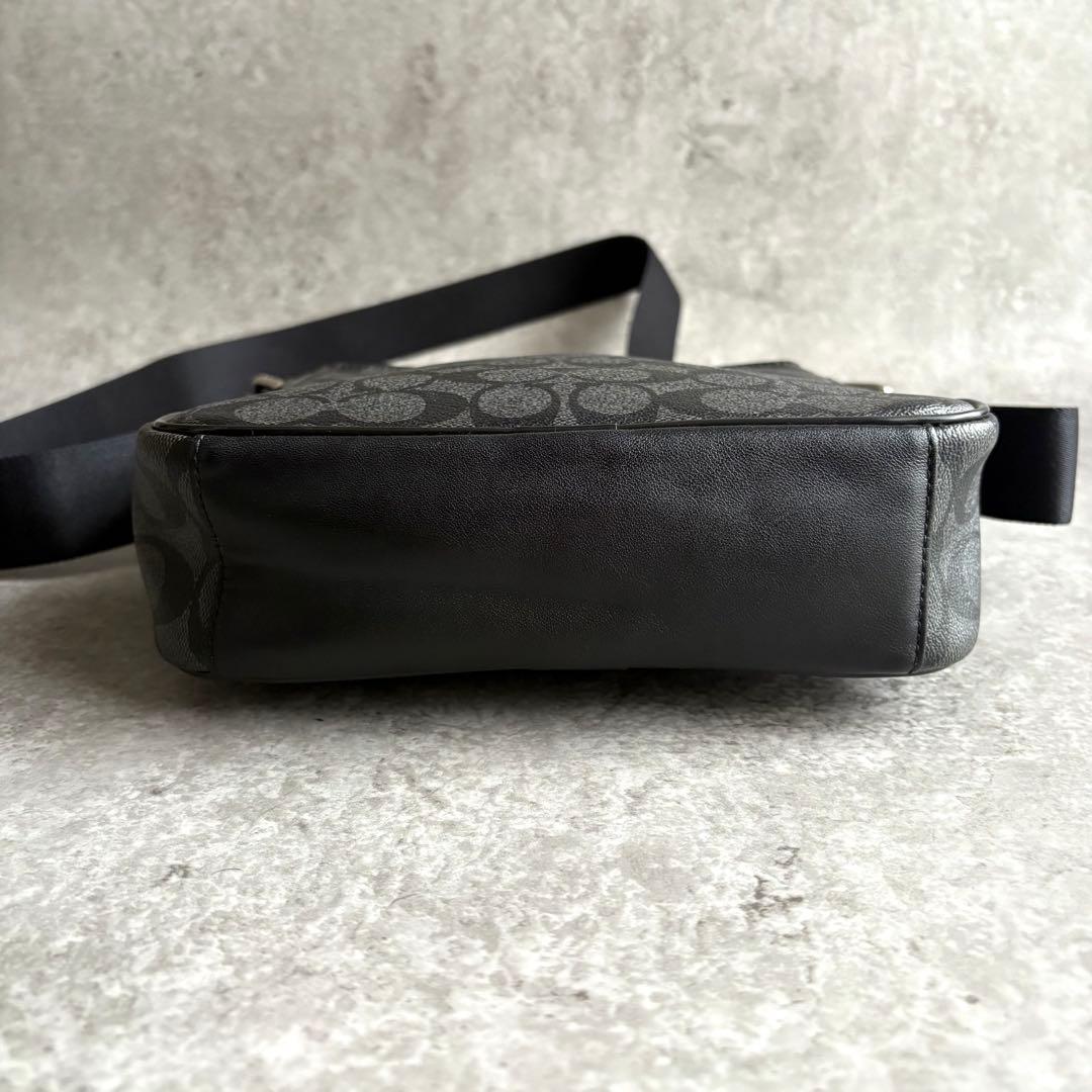 【jun様】COACH シグネチャー フライトバッグ サコッシュショルダーバッグ