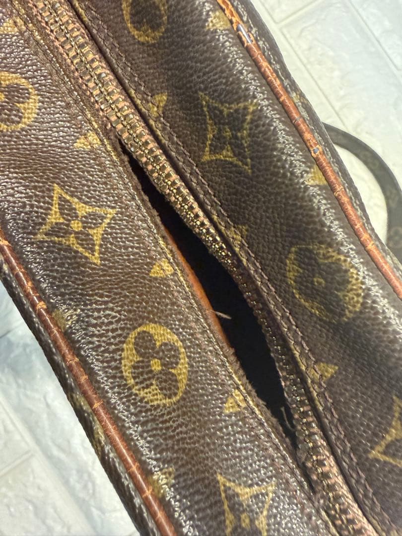 ルイ・ヴィトン ショルダーバッグ LOUIS VUITTON ダヌーブ