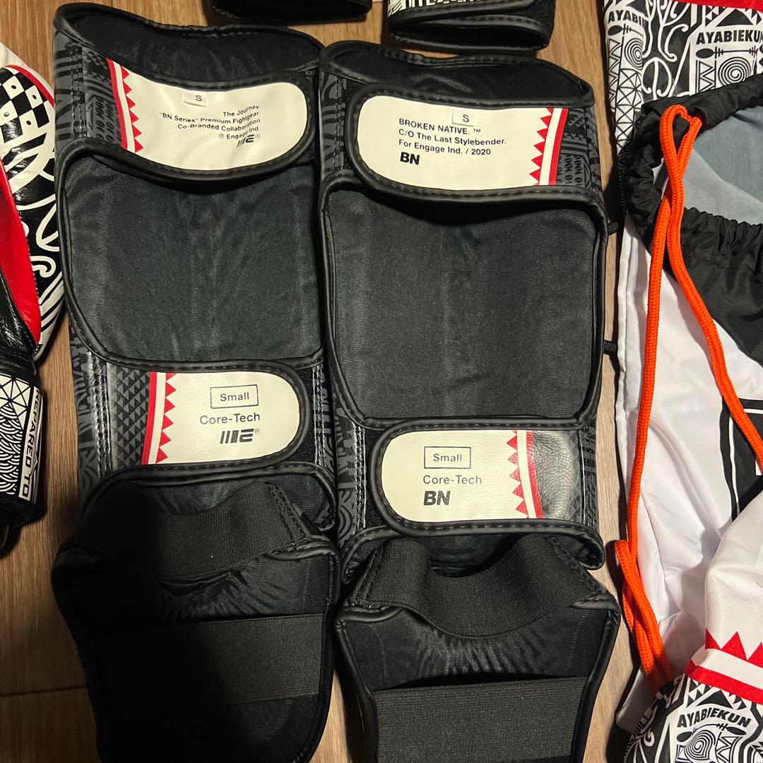 ENGAGE ボクシンググローブセット