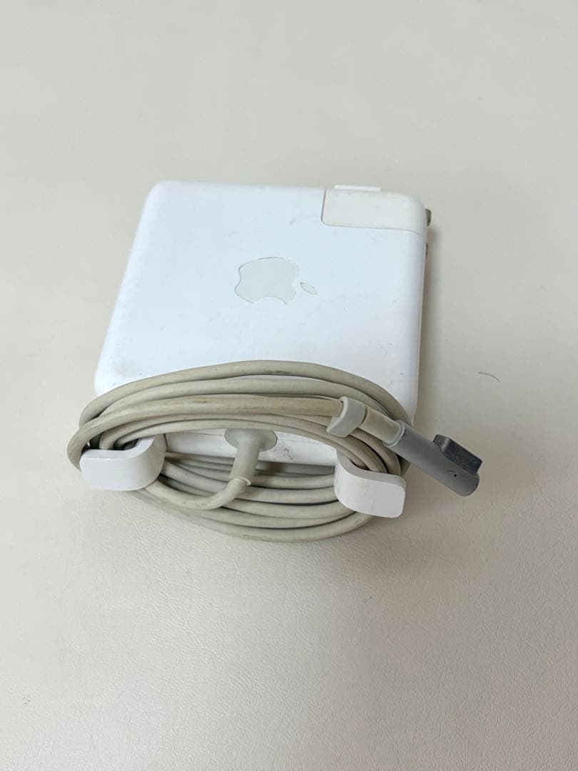 「ジャンク品」Apple MacBook Pro PC 15inch 充電器付き