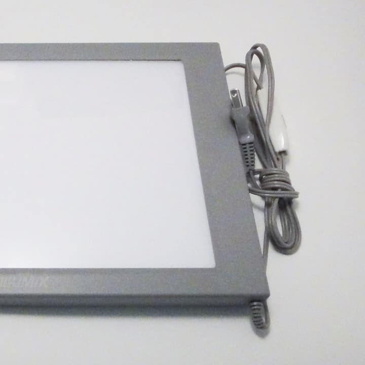 27--ILLUMIXカラービュアー5000ケルビン前後