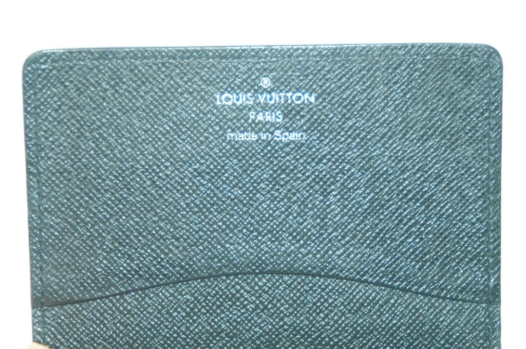 ♪【美品】ヴィトン■エピ ■カード・名刺入れ■ 黒■1005 ♪