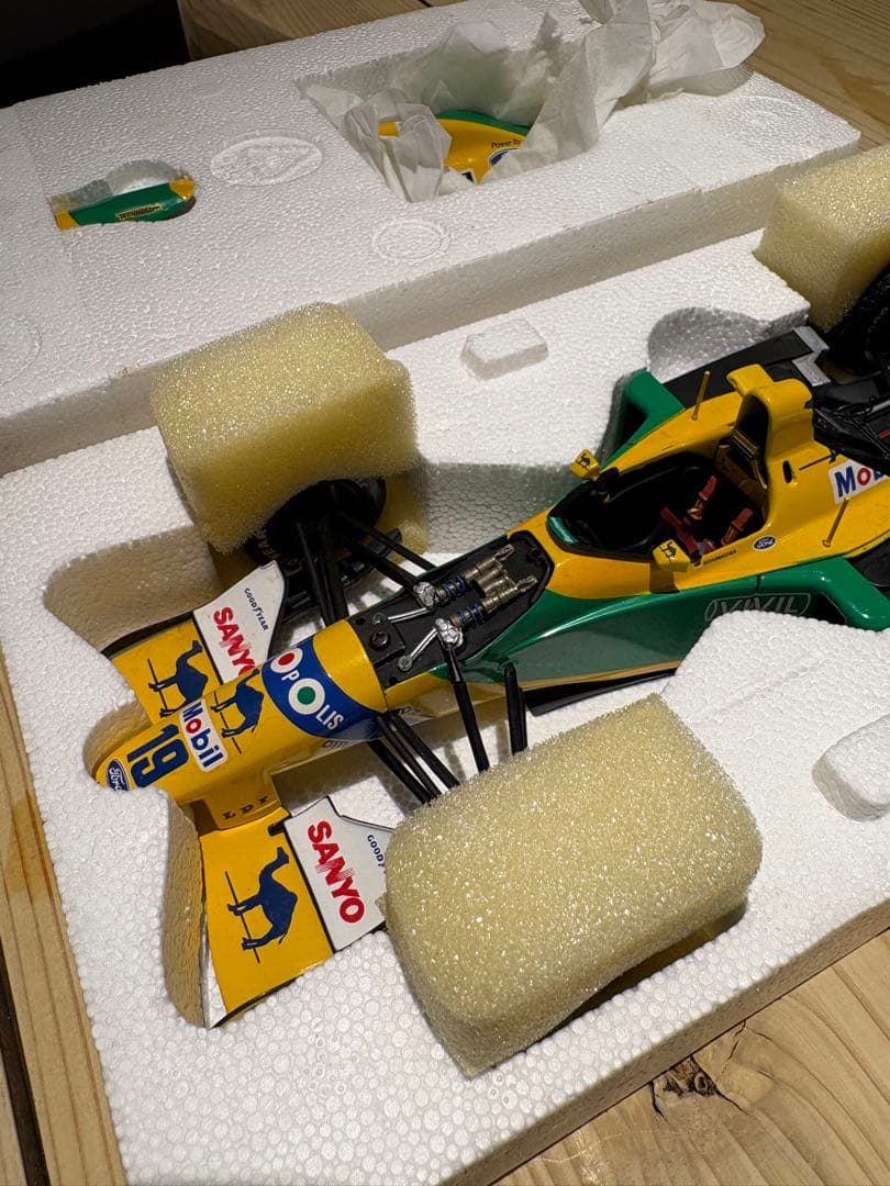 1/18 ベネトン フォード B192 ミハエル・シューマッハ コレクション