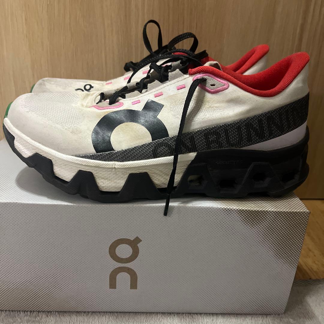 スパイク・シューズ on cloud monster hyper