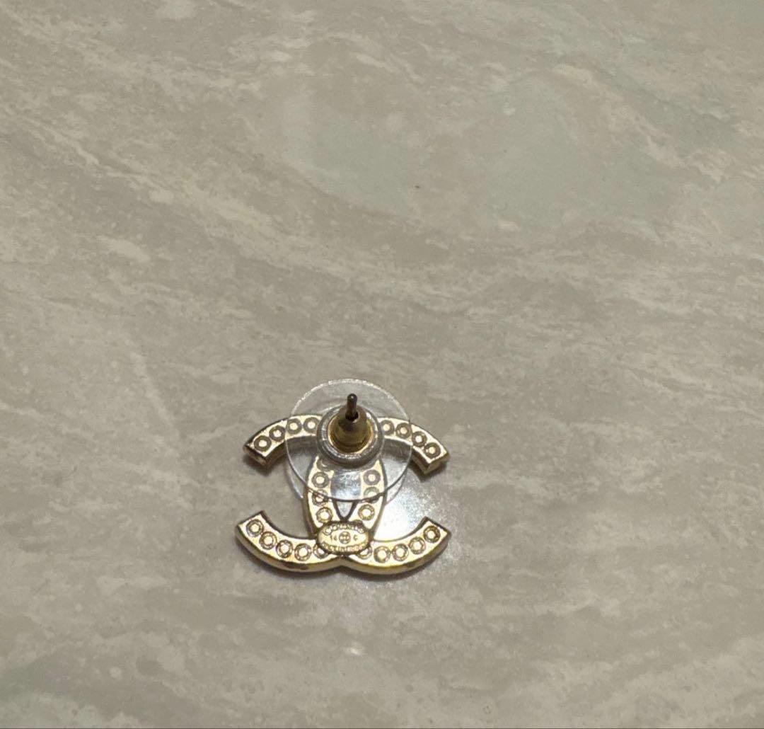 CHANELピアス（片耳）