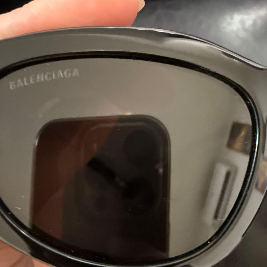 BALENCIAGA BOSSY ROUND ロゴスクエア サングラス