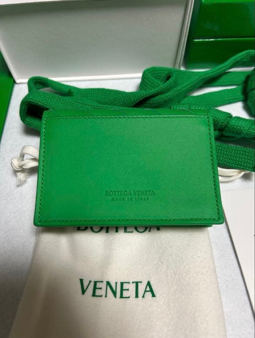 限定値下げ【未使用】BOTTEGA VENETA グリーン　名刺入れ 希少